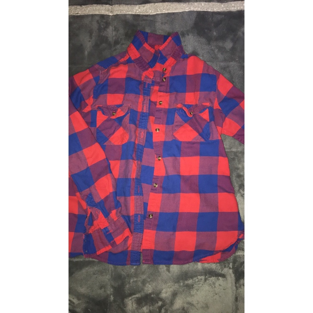 plaid button up shirt